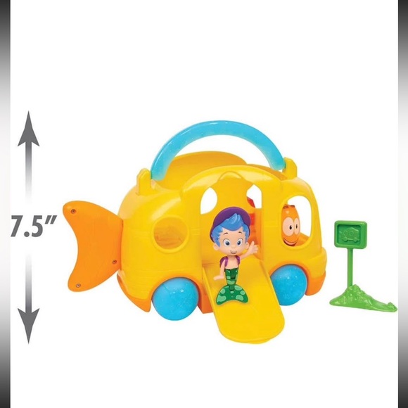 Bubble Guppies Colorful Underwater Adventure Playset. One bus with figurines, - Picture 8 of 10